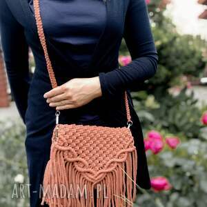 torebka ręcznie robiona metodą macramy w kolorze miedzianym, prezent dla niej