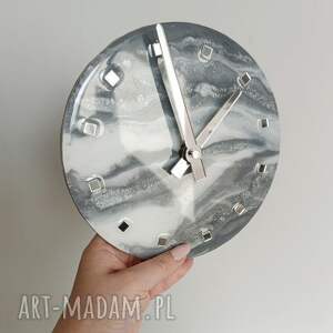 elegancki zegar z żywicy epoksydowej, styl glamour / minimalistyczny, eleganckie
