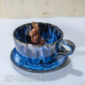 handmade ceramika filiżanka z figurką królika kasjopea / ok 300 ml /
