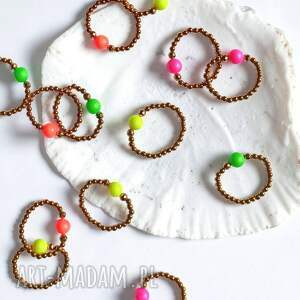 pierścionek swarovski neon pearls yellow gold, wiosenna biżuteria