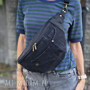 Czarna nerka XXL z jeansu upcyklingowego handmade