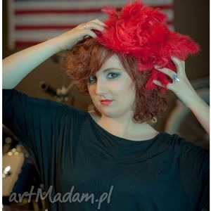 handmade ozdoby do włosów czerwony fascynator - pióra