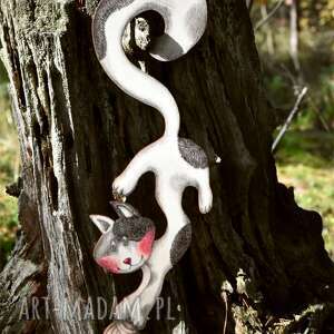 kot z kłębuszkiem - magnes na lodówkę, dekoracja ze sklejki, koty, drobny