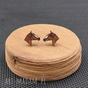 Kolczyki drewniane KONIE BRĄZOWE z białą strzałką, koń, horse