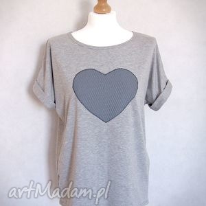 ręcznie zrobione bluzki pikowane serce - koszulka z aplikacją