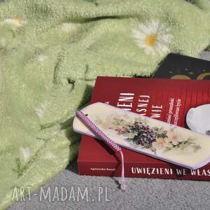 zakładka do książki - zdobiona metodą decoupage, drewniana, makrama, kamienie