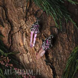 kolczyki talizmany różowy kryształ górski, wire wrapping, stal