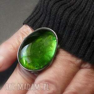 zielony pierścień magiczny zieleń to kolor nadziei szklany oryginalny jedyny w swoim