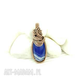 wisiorek z niebieskim agatem wire wrapping, biżuteria artystyczna
