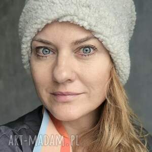 Szalona futrzana czapka sztuczny baranek, bardzo ciepła, podszewka