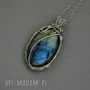 Wisiorek z labradorytem - wire wrapping ze stali chirurgicznej