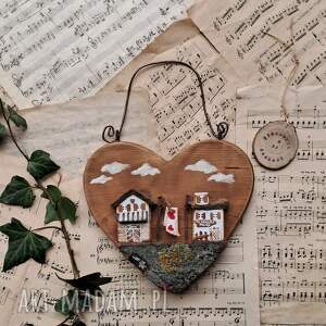ozdobne serce z drewna no 1, ozdoba do powieszenia prezent dla mamy taty