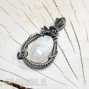 Wisiorek z kamieniem księżycowym - srebro 999 oksydowane, wire wrapping (handmade)