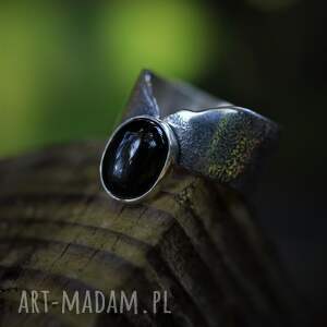 pierścień z diopsydem srebrny pierścionek, pierścionek minerałem czarny