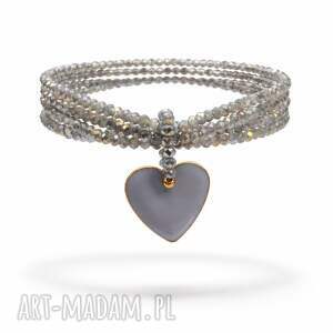 bransoletka kaskadowa z kryształków zawieszką w kształcie serca - gołębi