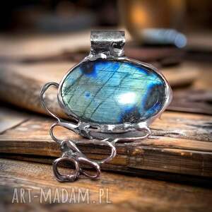 manifest tajemnicy labradoryt w miedzianej koronie duże wisiory naszyjnik