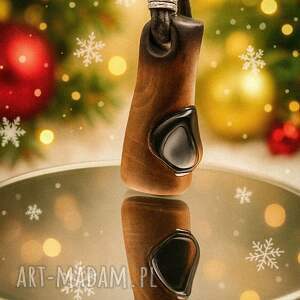 wisiorek onyks - zaklęta siła natury i ognia,orzech, pirografia, prezent wood