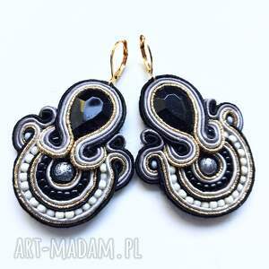 kolczyki haftowane sutasz black tears