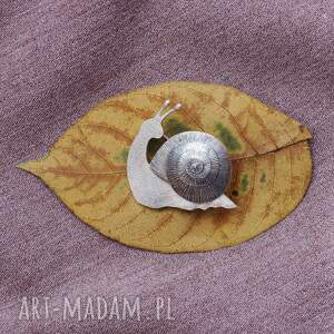 srebrna broszka - ślimak natura, wiosna muszla, retro