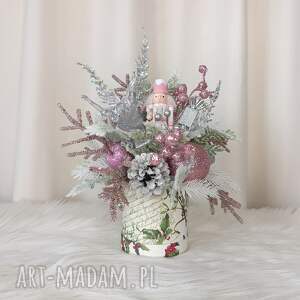 dekoracja na boże narodzenie stroik świąteczny w boxie dziadek do orzechów