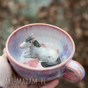 handmade ceramika filiżanka z koniem | różowy siwek | filiżanka do kawy | kamionka | ok