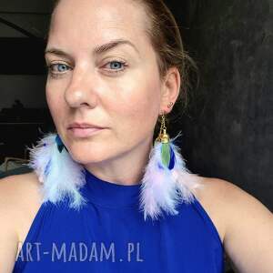 klipsy pióra kolorowe bardzo stylowe zwracają uwagę duże leciutkie cudne