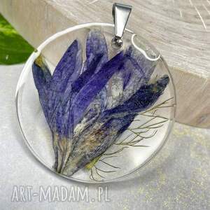 Wisior z irysem w żywicy z1708, okrągły wisiorek