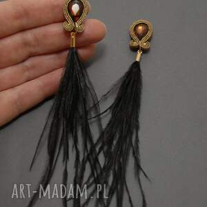 brązowo czarne klipsy sutasz z piórami, sznurek, eleganckie