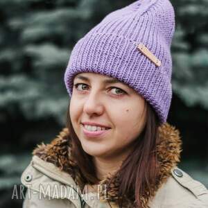 pomysł na upominek święta Młodzieżowa czapka LUCKY na jesień robiona