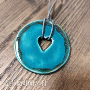 wisior ceramiczny, biżuteria, ceramika, naszyjnik, prezent