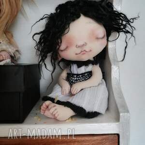 ręcznie zrobione dekoracje śpiąca królewna - artystyczna lalka kolekcjonerska