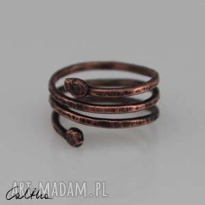 wężyk - miedziany pierścionek 190511 03, metalowy, prosty, regulowanyy