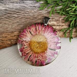 handmade naszyjniki naszyjnik z suszonym kwiatem w żywicy z1396
