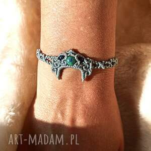 lunula księżyc azuryt i szafir w makramie bransoletka błękitno srebrna, kamienie