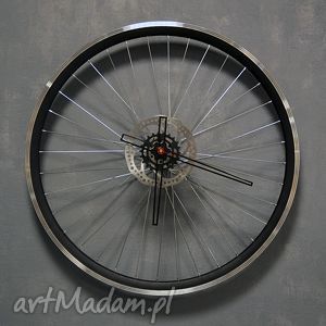 zegar z koła blackout - Zegary