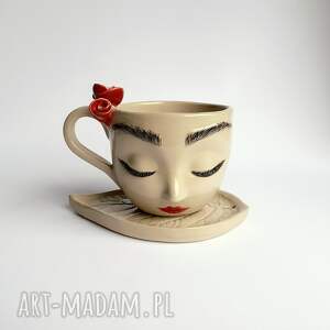 filiżanka ceramiczna z twarzą, prezent dla niej, rzeźba, kubek