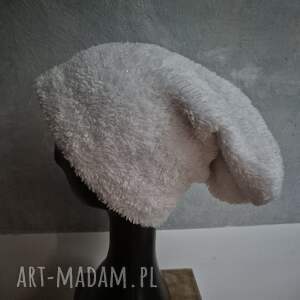 czapka biały miś futerko smerfetka na podszewce rozmiar uniwersalny cudna