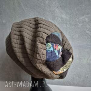 Czapka rozmiar uniwersalny smerfetka dobrana codzienne noszenie