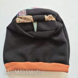 Czapka czarna na podszewce rozmiar uniwersalny góra patchworkowa