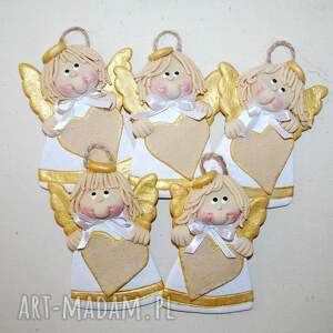handmade prezent świąteczny dziewczynki z sercami - anioły z masy solnej - z miejscem