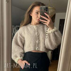swetry kardigan fleur marcepan kwiaty koronki falbanki ozdobne guziki wełna