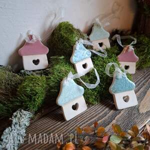 dekoracje świąteczne zestaw zawieszek, domków ceramicznych - pastelowe domki