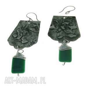 miedziane kolczyki z zielonym agatem, kolczyki, biżuteria autorska