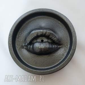 handmade podkładki podstawka pod kadzidło w kształcie ust - metalic