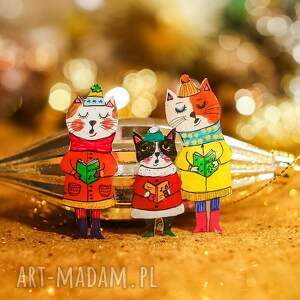 komplet świątecznych przypinek z kotami, kolędnicy świąteczna biżuteria