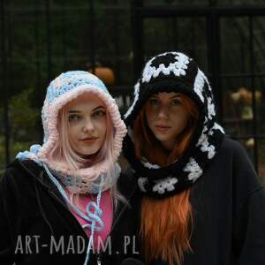 balaclava z moheru, czapki damskie slow fashion, kapturek na zimę akcesoria