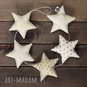 handmade pomysł na świąteczne prezenty gwiazdkowa ecru girlanda, 5 gwiazd