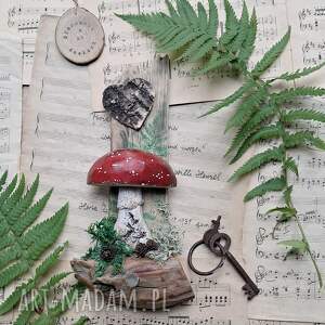 wieszak z muchomorkiem no 1, grzybki muchomory prezent, ozdoba