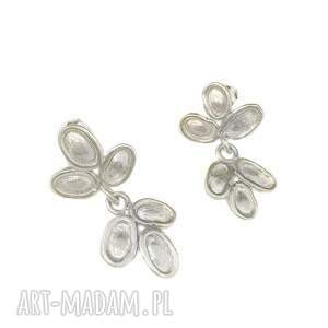wiszące listki, sztyfty, kolczyki srebrne