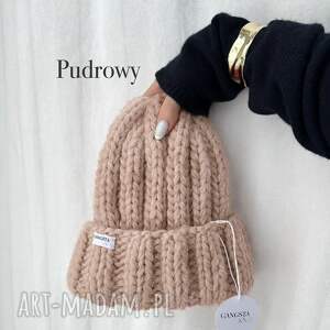 Ciepła czapka Nordic z 100% wełny - pudrowa handmade